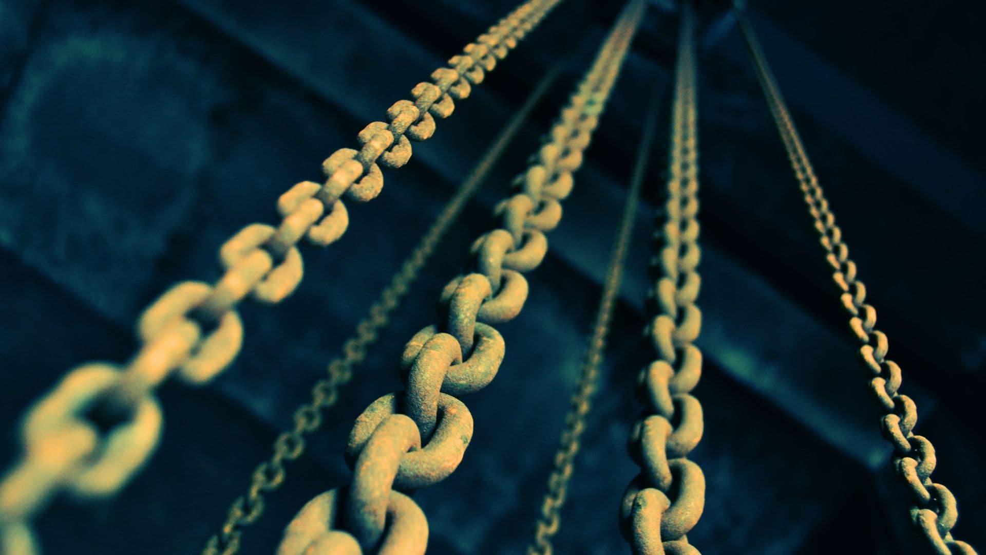 chains-919058