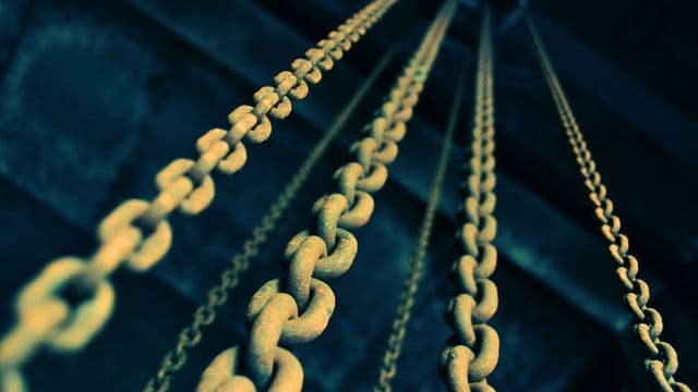 chains-919058