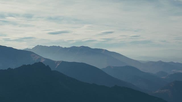hills-984069