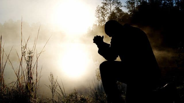how-to-pray-in-times-of-troubles