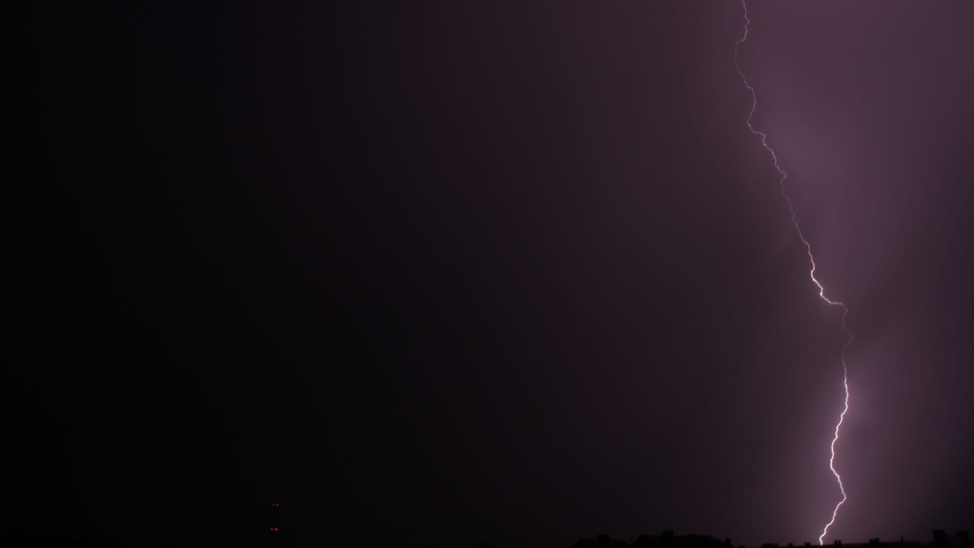 storm-923098 (1)